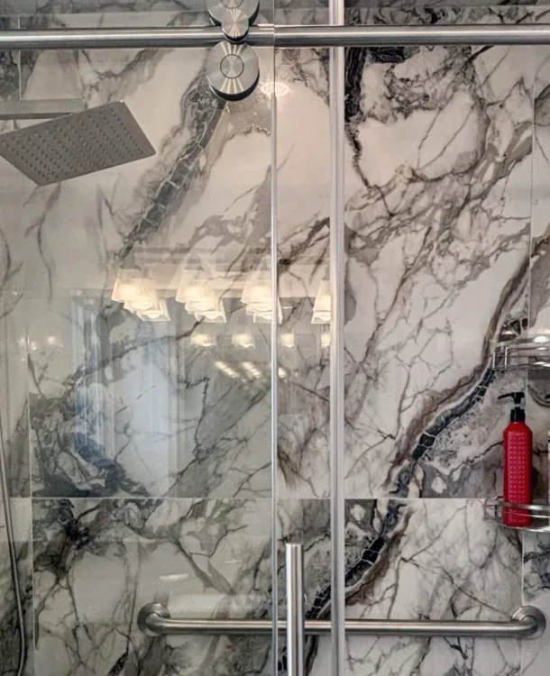 Ginette's Guest Bathroom renovation in Ottawa — project photo 01