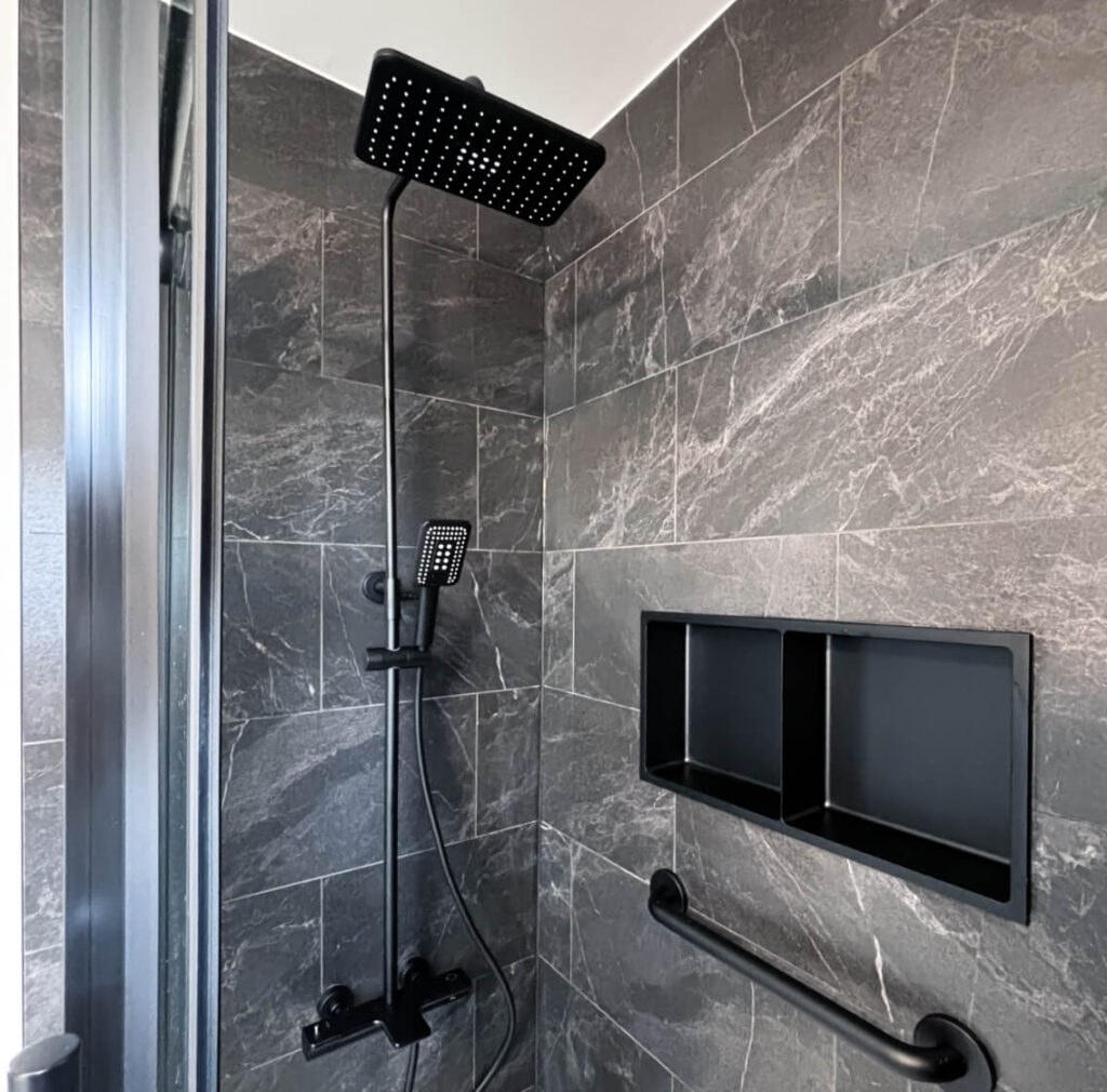 Lisa & Doug's Master Ensuite renovation in Ottawa — project photo 04