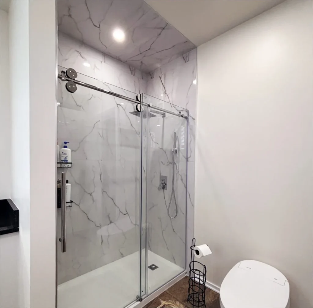 Dieu Hoa & Rafael's Master Ensuite renovation in Ottawa — project photo 06