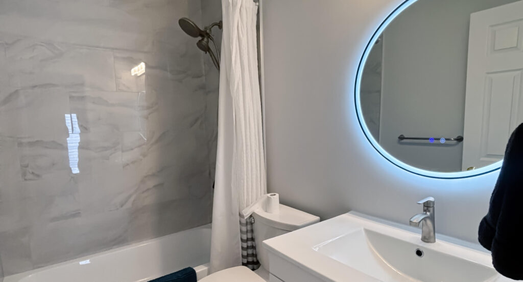 Lisa & Doug's Main Bathroom renovation in Ottawa — project photo 07